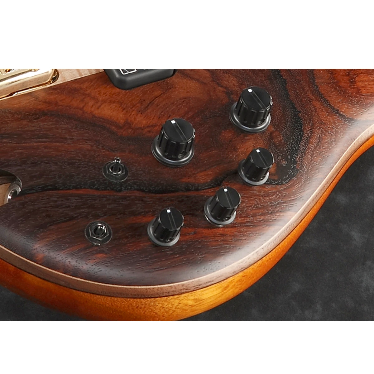 Bajo eléctrico de 5 cuerdas Ibanez SR505A-MHL acabado Mahogany Oil